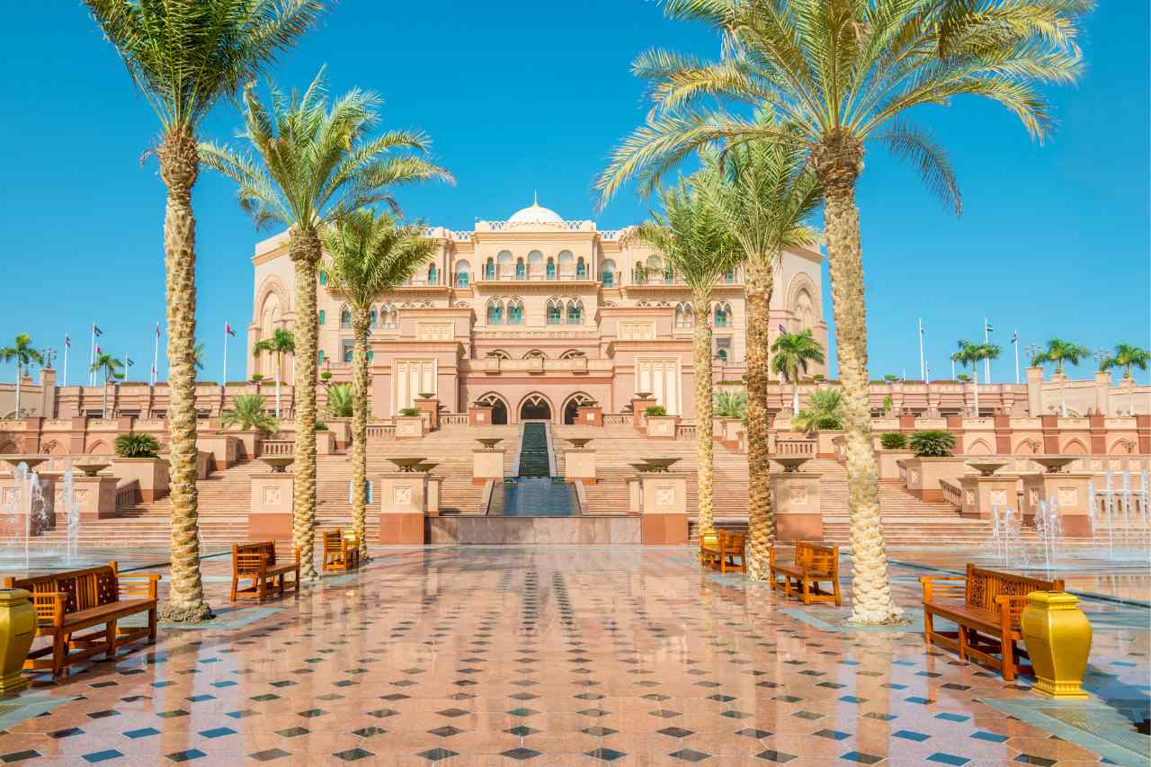 Dubai Trio with  Abu Dhabi City Tour & BAPS